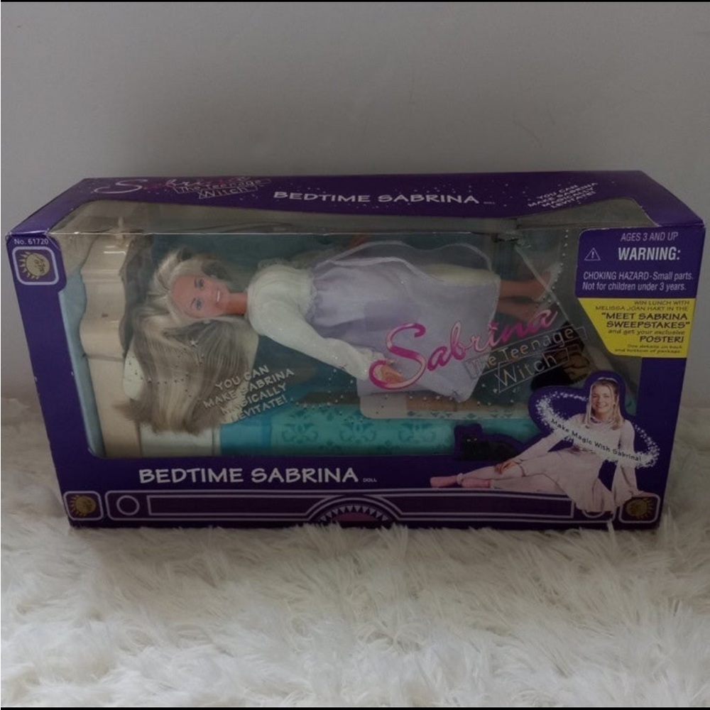 Sabrina the teenage witch Levitating Bedtime Doll